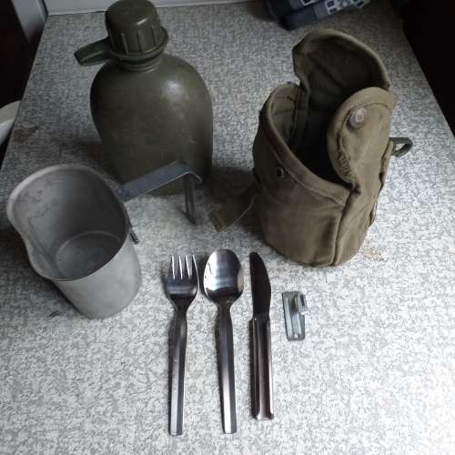 SADF "Pikstel and opener",Firebucket, Bottle and Pouch