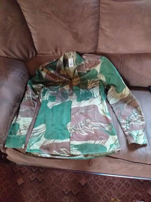 Rhodesian Shirt, size 38 Medium good condition.