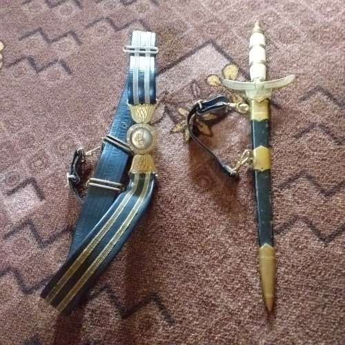 SAAF Officers Ceremonial Dagger, numbered with belt and hangers