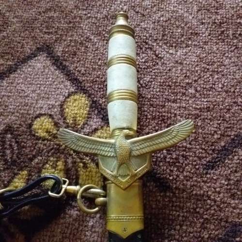 SAAF Officers Ceremonial Dagger, numbered with belt and hangers