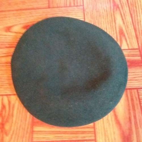 Commando Beret, all pins intact