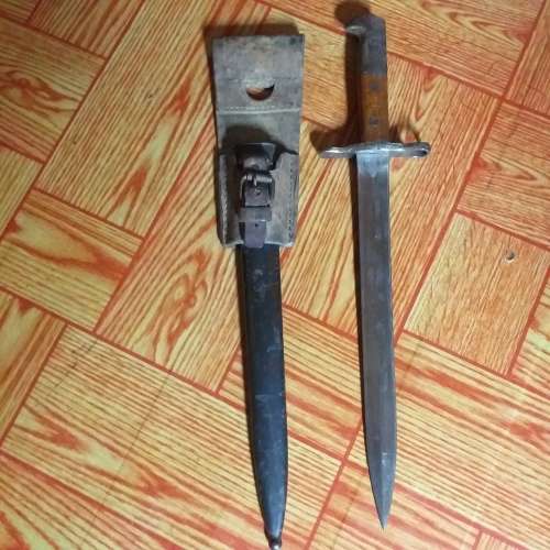 Swiss Elsener Schwyz bayonet with Scabbard and Frog