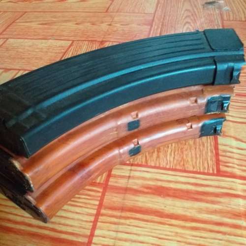 Russian AK47 Magazine Pouch , with magazine`s.