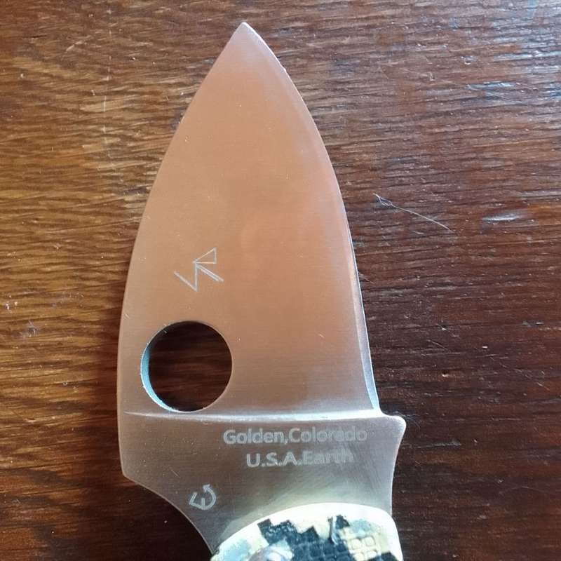 Spyderco Camo .