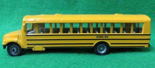 **SIKU**SCHOOL BUS**RUBBER WHEELS**