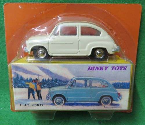 **DINKY #520**FIAT 600 D**DE AGOSTINI COLLECTION**MINT IN BOX**NOREV MATTEL**