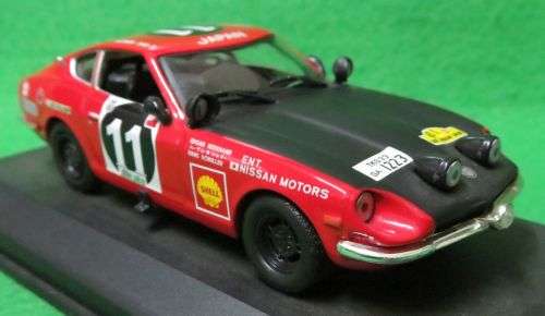 **DATSUN 240Z**SAFARI RALLY 1971**IXO**SCALE 1/43**IN CASING**