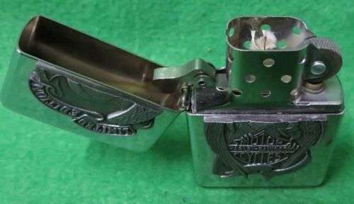 **ZIPPO LIGHTER**HARLEY DAVIDSON LIMITED EDITION**ORIGINAL**BRAND NEW CONDITION**HIGHLY COLLECTABLE