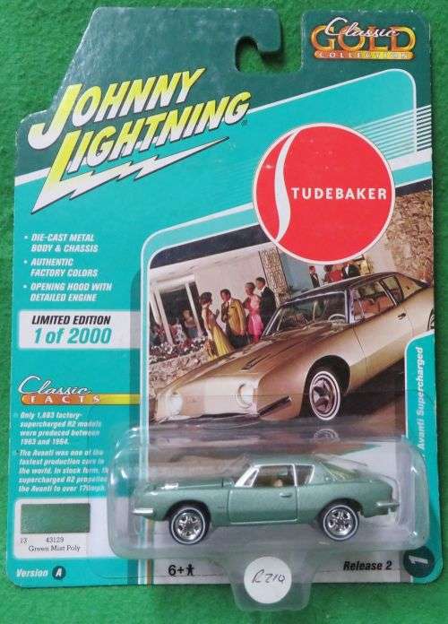 **JOHNNY LIGHTNING**1963 STUDEBAKER AVANTI SUPERCHARGED**LTD EDITION OF 2000**1/64**IN SEALED PACK**