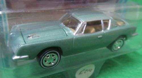 **JOHNNY LIGHTNING**1963 STUDEBAKER AVANTI SUPERCHARGED**LTD EDITION OF 2000**1/64**IN SEALED PACK**