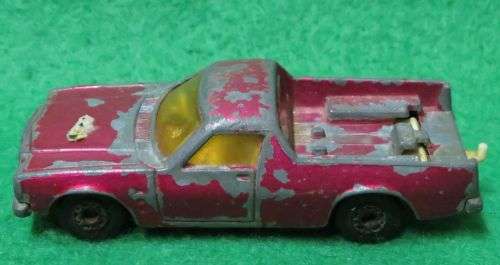 **MATCHBOX LESNEY #60**HOLDEN PICK-UP**METAL BASE**