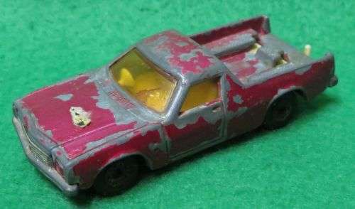 **MATCHBOX LESNEY #60**HOLDEN PICK-UP**METAL BASE**