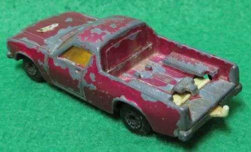 **MATCHBOX LESNEY #60**HOLDEN PICK-UP**METAL BASE**