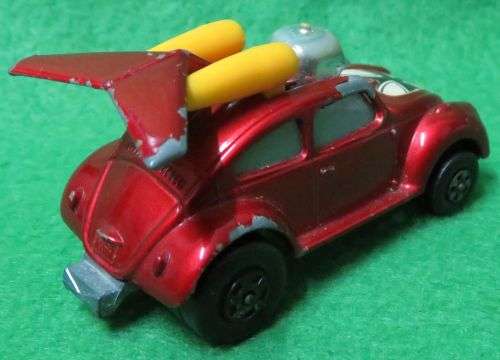 **MATCHBOX LESNEY No.11**VOLKSWAGEN FLYING BUG**METAL BASE**