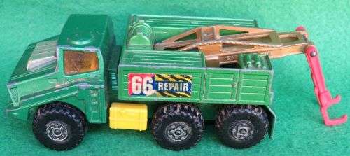 **MATCHBOX LESNEY**BATTLE KINGS K-110**RECOVERY VEHICLE**METAL BASE**