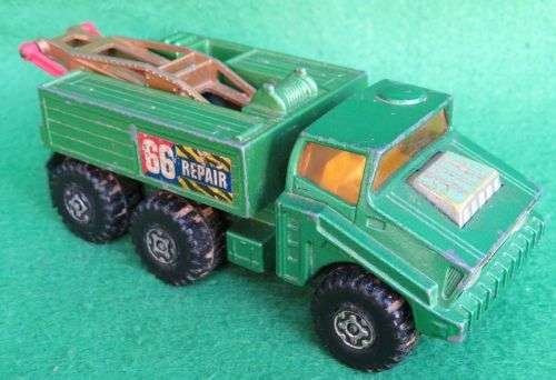 **MATCHBOX LESNEY**BATTLE KINGS K-110**RECOVERY VEHICLE**METAL BASE**