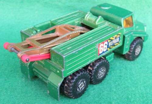 **MATCHBOX LESNEY**BATTLE KINGS K-110**RECOVERY VEHICLE**METAL BASE**