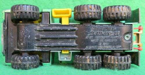 **MATCHBOX LESNEY**BATTLE KINGS K-110**RECOVERY VEHICLE**METAL BASE**