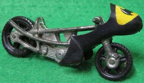 **VINTAGE CORGI**BATMAN MOTORCYCLE**DC COMICS**1978**