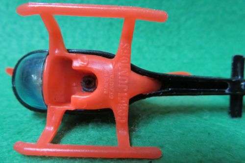 **VINTAGE CORGI**BATMAN**BAT-COPTER**PAPER LABERLS**DC COMICS 1976**
