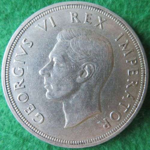**SOUTH AFRICA**1947 - 5 SHILLING COIN**MINTAGE 305 600**STARTS @ R1 - NO RESERVE**