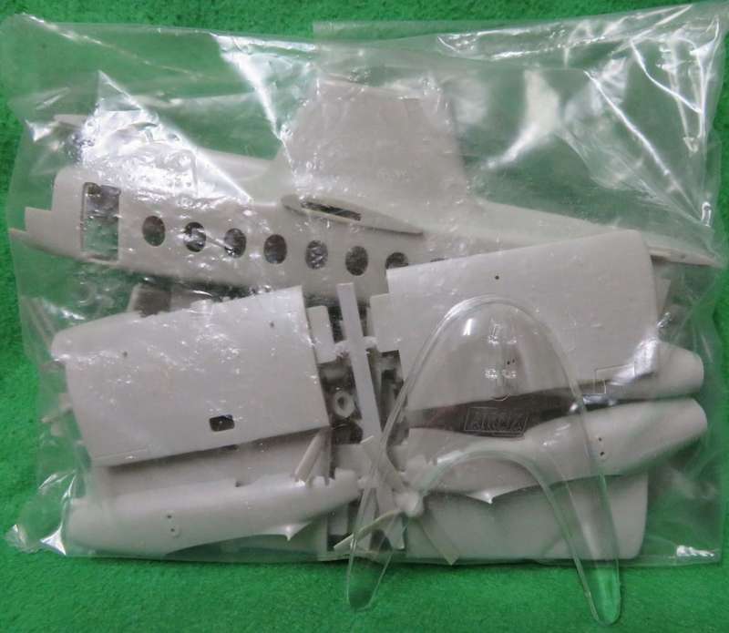 **AIRFIX**MODEL KIT**FAIREY ROTODYNE**VINTAGE**1/72**LENGTH +-25CM**