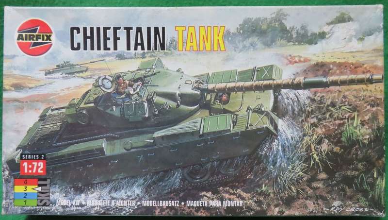 **AIRFIX**MODEL KIT**CHIEFTAIN TANK**VINTAGE**1/72**LENGTH +-13.6CM**