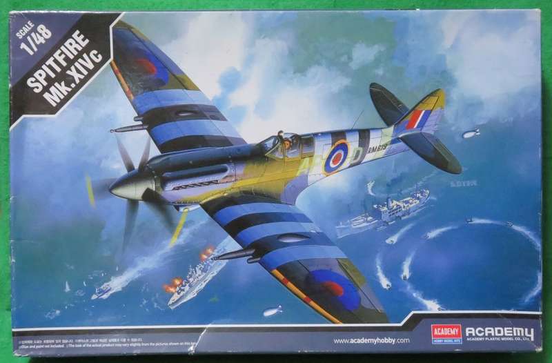 **ACADEMY**MODEL KIT**SPITFIRE Mk. XIVc**VINTAGE**1/48**LENGTH +-20.7CM**
