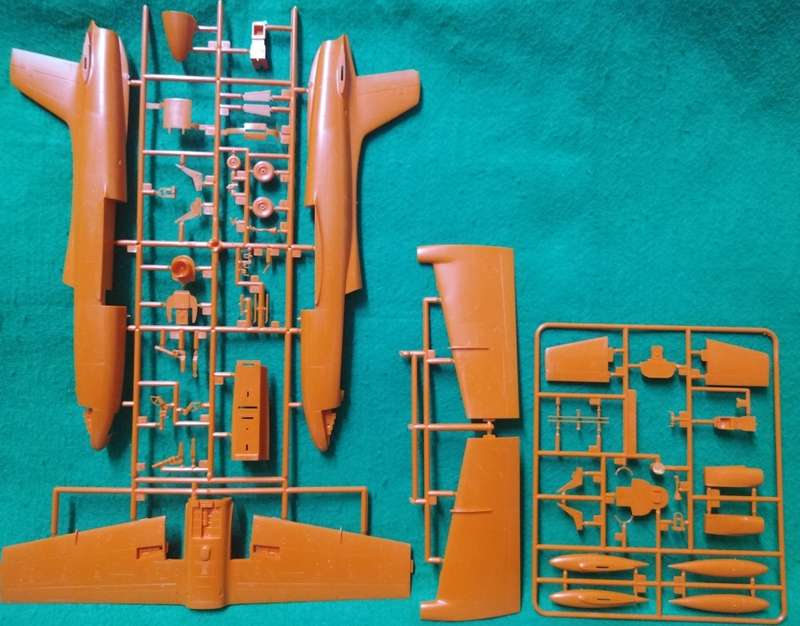 **Italeri**Model kit**SAAF decals included**Impala MB 326 A**Vintage**Scale 1/48**