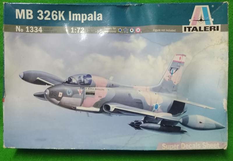 **Italeri**Model kit**SAAF decals included**Impala MB 326K**Vintage**Scale 1/72**