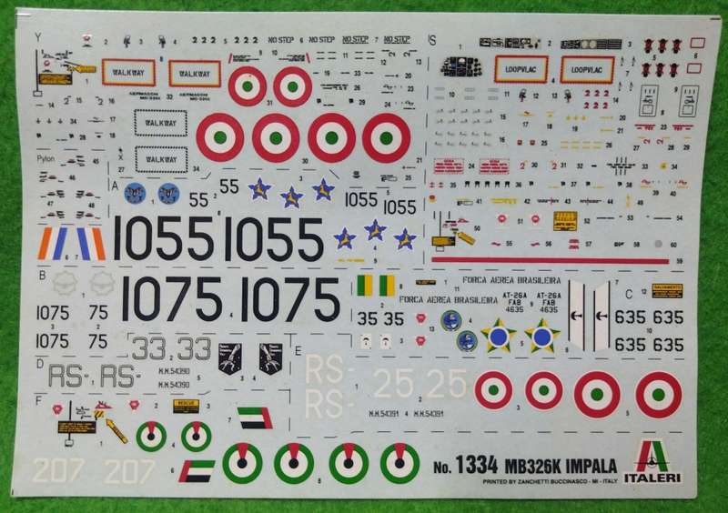 **Italeri**Model kit**SAAF decals included**Impala MB 326K**Vintage**Scale 1/72**