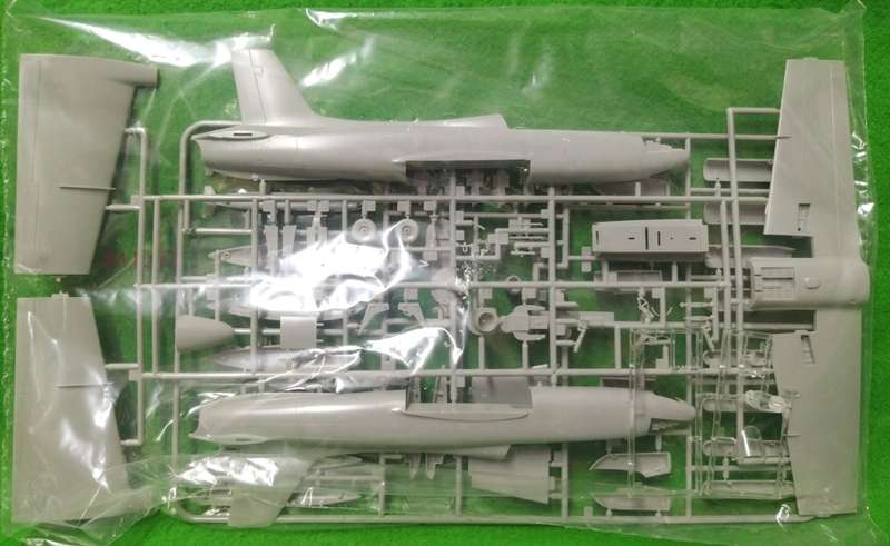 **ESCI**Model kit**SAAF decals included**AERMACCHI MB-326K IMPALA**Vintage**Scale 1/48**