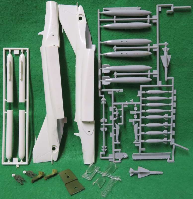 **Airfix**Model kit**McDonnell F-4 Phantom**Vintage**Scale 1/72**