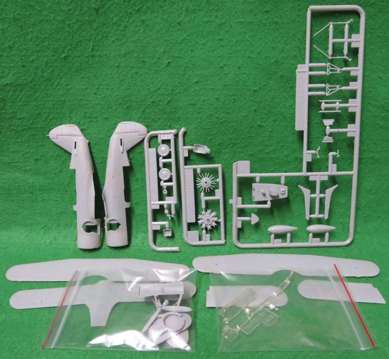 **Heller**Model kit**Curtiss SBC.4 Helldiver/Cleveland I**Vintage**Scale 1/72**