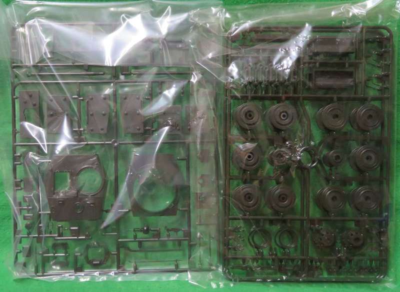 **Tamiya**Model kit**Cromwell Mk.IV - British Cruiser Tank**Desert Rats**Vintage**1/35**Figure incl*
