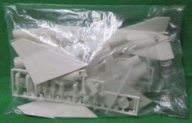 **Airfix**Model kit**Mc Donnell F-4 Phantom**Vintage**Scale 1/72**