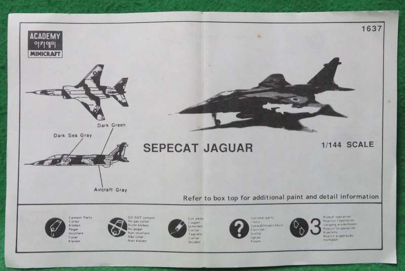 **Academy**Model kit**Sepecat Jaguar**Vintage**Scale 1/144**