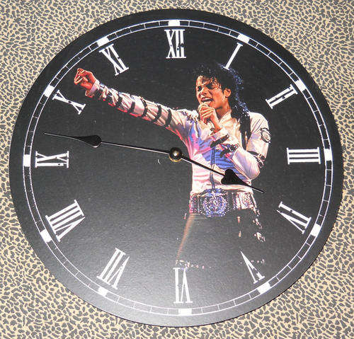 ***MICHAEL JACKSON***CLOCK***335 MM DIAMETER***NEW***