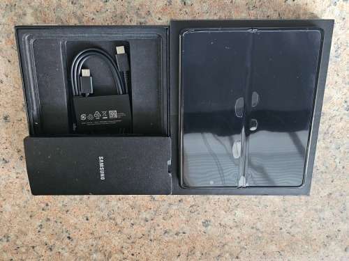 Samsung Galaxy Z Fold 3 5G