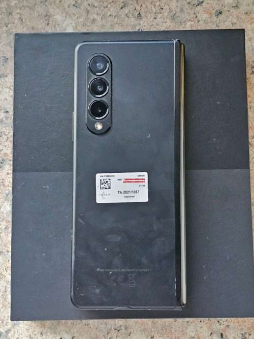 Samsung Galaxy Z Fold 3 5G