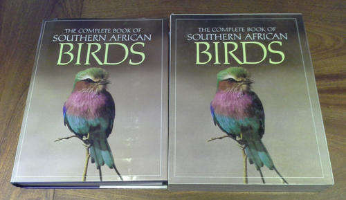The Complete Book of Southern African Birds.   Ginn, P.J.; McIlleron, W.G.; Milstein, P. le S.