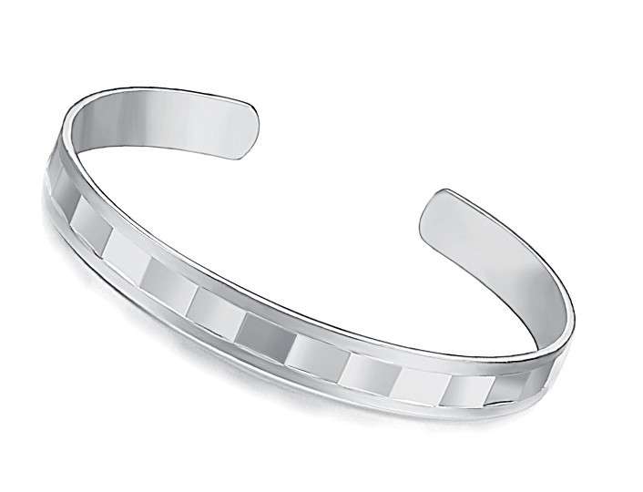 New 925 Sterling silver Fashion cuff bracelet, absolutely stunning.