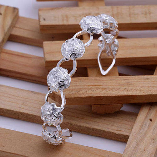 New 925 Sterling silver High fashion Rose Bangle, A must have