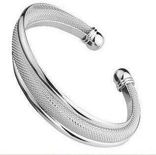 *Local Stock* New 925 Sterling silver filled Stamped Hypotenuse Bangle