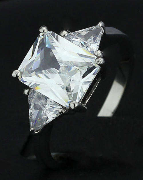 *R350* Local stock, New Genuine stainless Wedding\Engagement band with clear CZ
