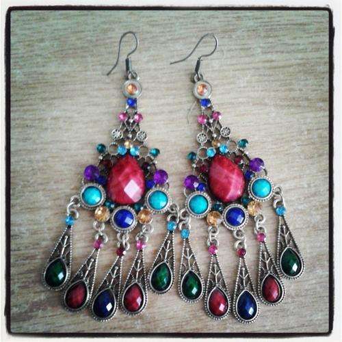 *Local Stock* New large chunky ladies Fashion dangle earrings, Not to be missed