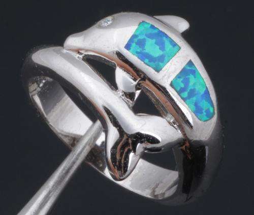 *Local Stock* 925 sterling silver filled Ladies gorgeous designer Dolphin Fire Opal ring