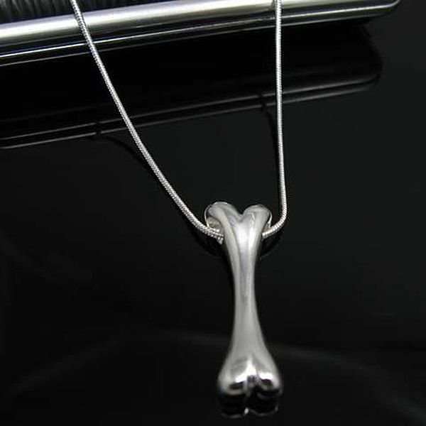 *Local Stock* New 925 sterling silver filled dog bone pendant, comes with FREE chain