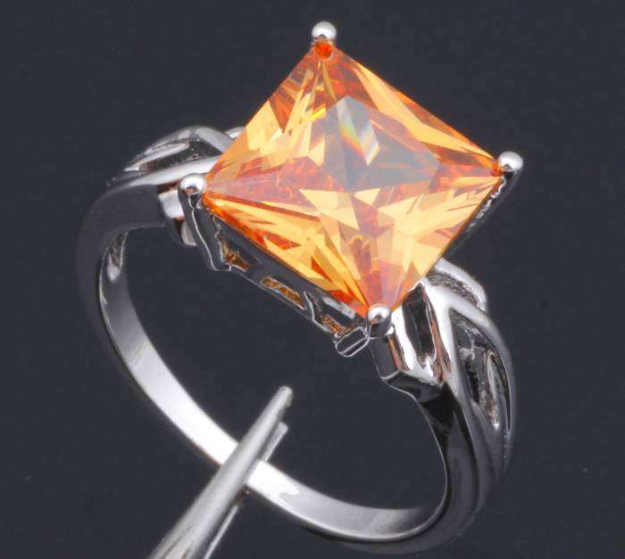 *Local Stock* 925 sterling silver filled Gorgeous Designer ladies Morganite gemstone ring