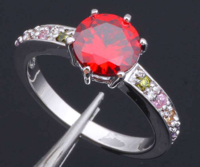 *Local Stock* 925 sterling silver filled Gorgeous Designer ladies Garnet and multi gemstone ring